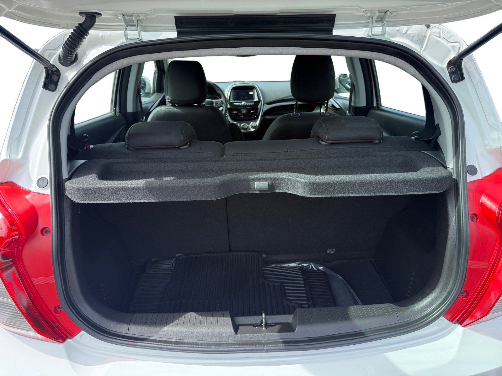 Used 2020 Chevrolet Spark LT image 17