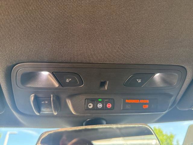 Used 2020 Chevrolet Camaro LT w/ RS Package image 26