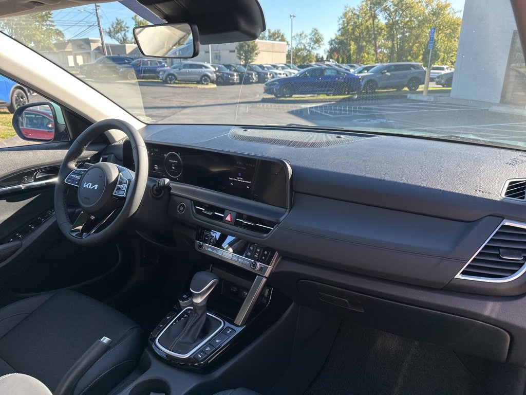 New 2026 Kia Seltos EX image 16