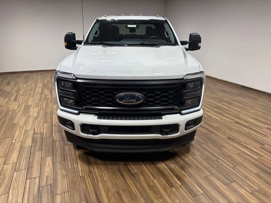 Used 2024 Ford F250 XLT w/ XLT Premium Package AWD/4WD image 2