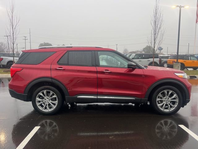 Used 2023 Ford Explorer Limited w/ Limited Technology Package image 4