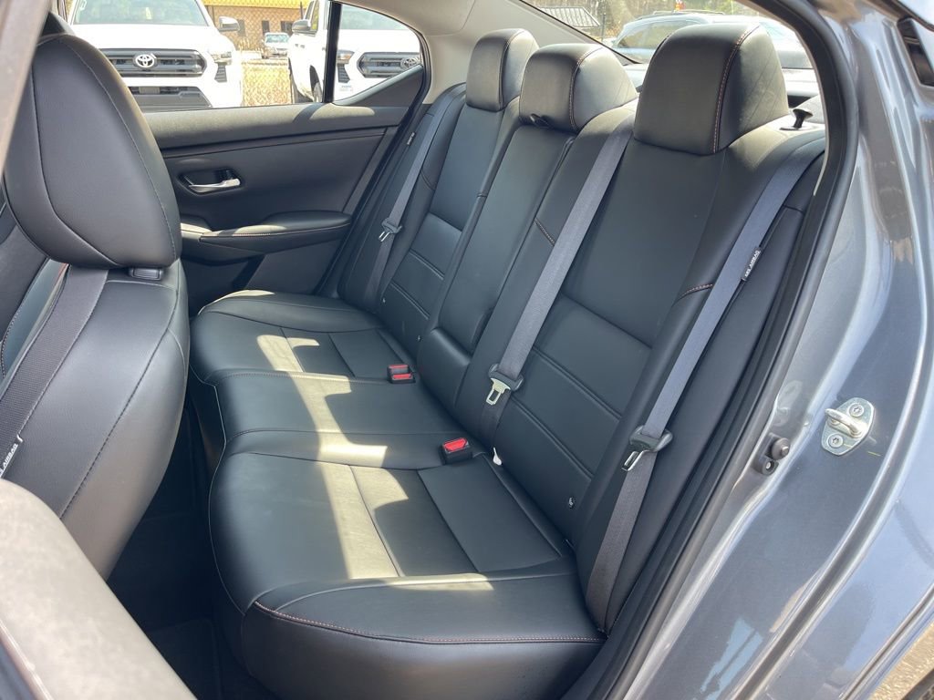 Certified 2021 Nissan Sentra SR w/ SR Premium Package image 20