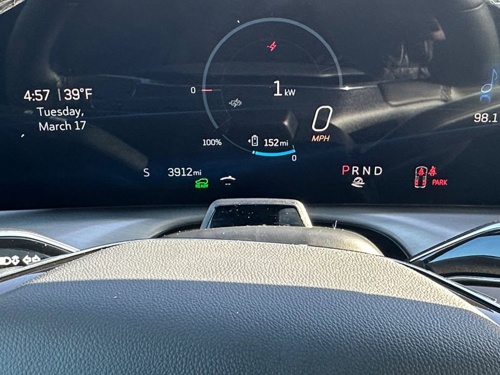 Used 2026 Cadillac Vistiq Sport w/ LPO, Floor Liner Package image 13