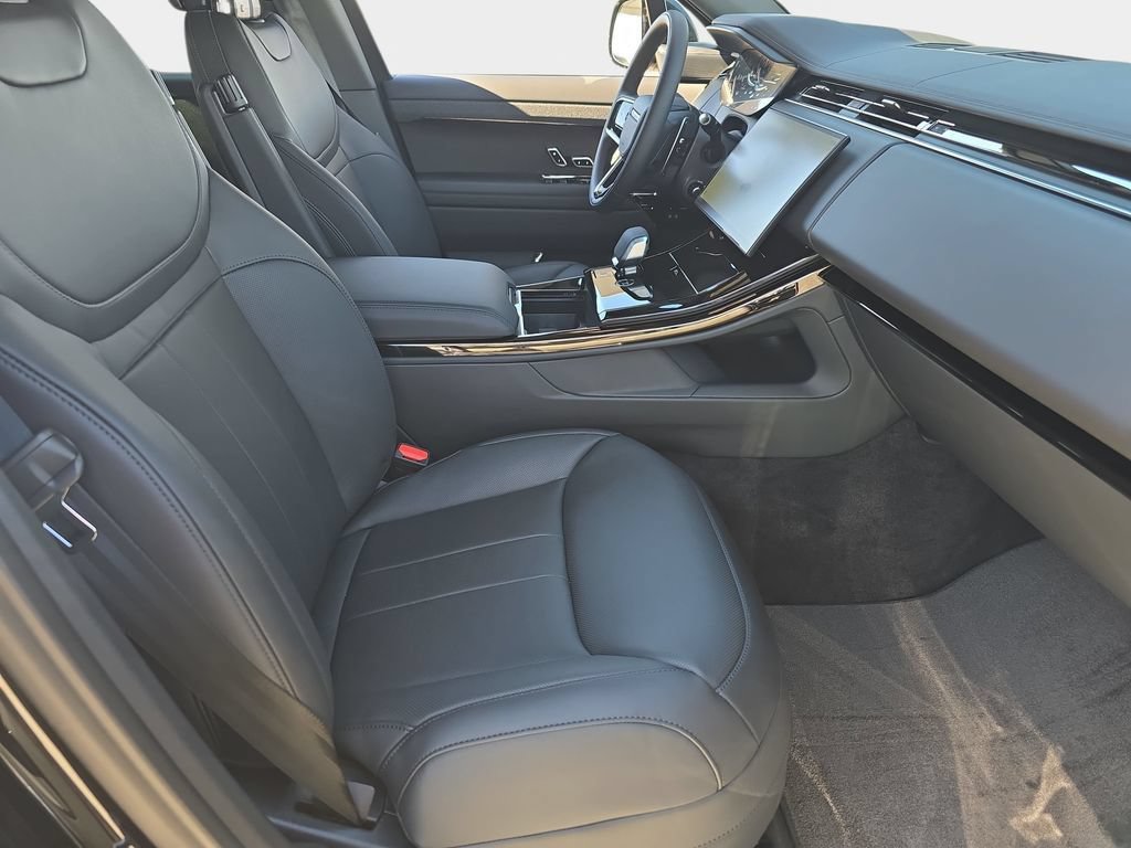 New 2026 Land Rover Range Rover Sport Dynamic SE AWD/4WD image 10