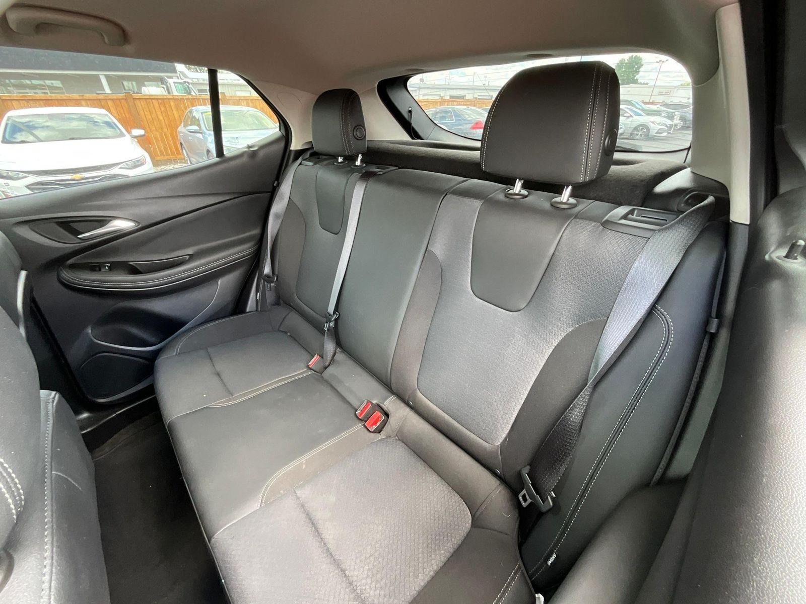 Used 2022 Buick Encore GX Preferred w/ Sport Touring Package FWD image 20