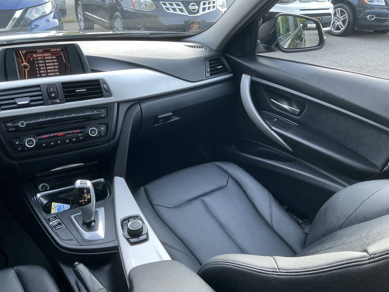 Used 2014 BMW 320i xDrive Sedan AWD/4WD image 18