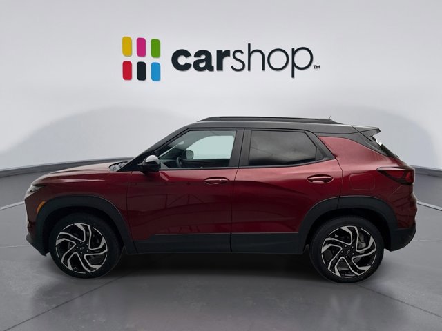 Used 2025 Chevrolet TrailBlazer RS w/ Driver Confidence Package image 2