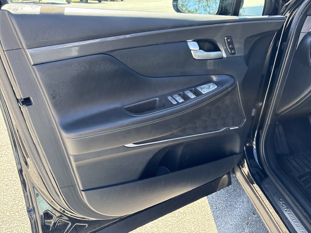 Used 2023 Hyundai Santa Fe Calligraphy AWD/4WD image 17