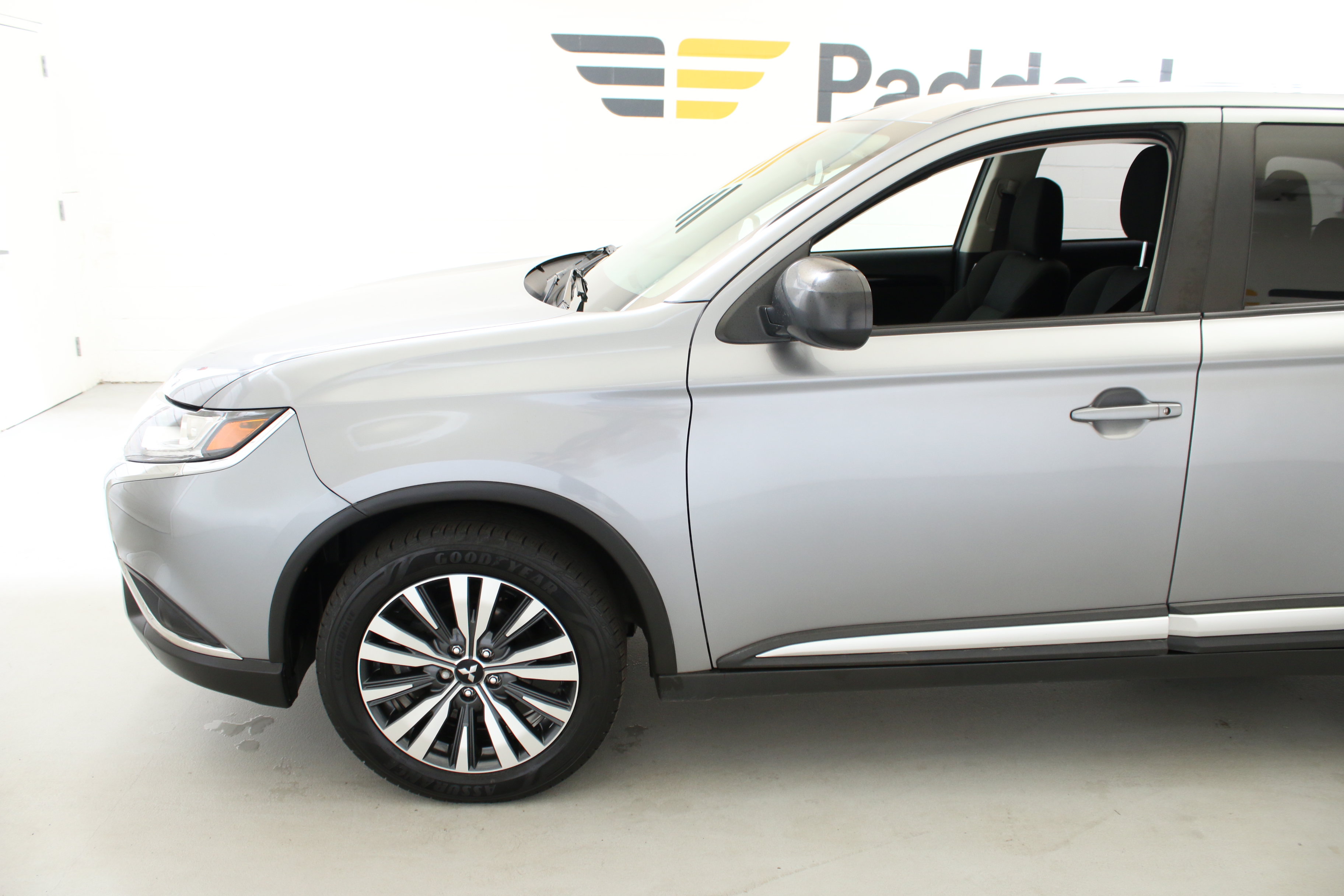 Used 2020 Mitsubishi Outlander ES AWD/4WD image 4