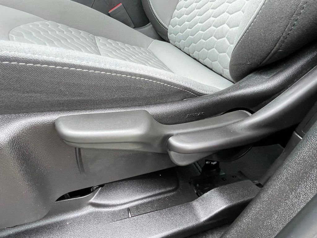 Certified 2019 Chevrolet Equinox LS image 24