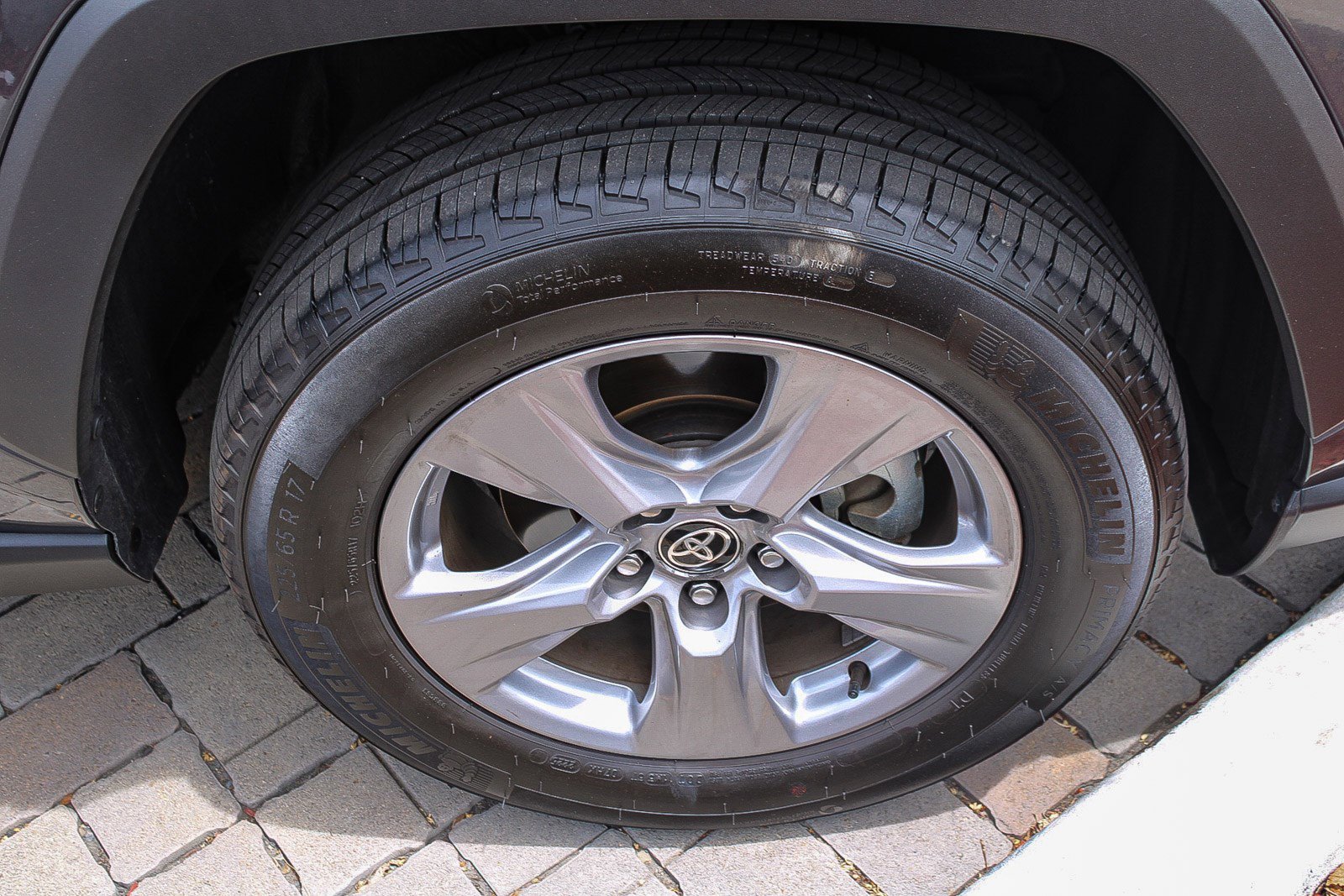 Certified 2025 Toyota RAV4 XLE w/ Convenience Package AWD/4WD image 12