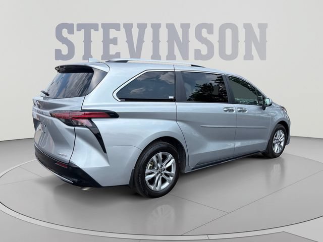 Certified 2025 Toyota Sienna Limited AWD/4WD image 5