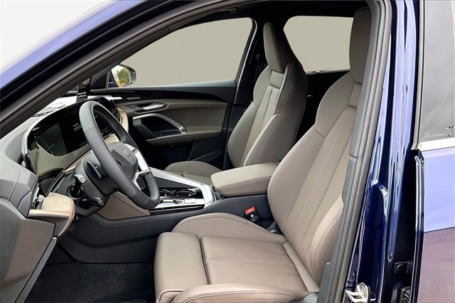 New 2025 Audi Q5 Prestige image 9