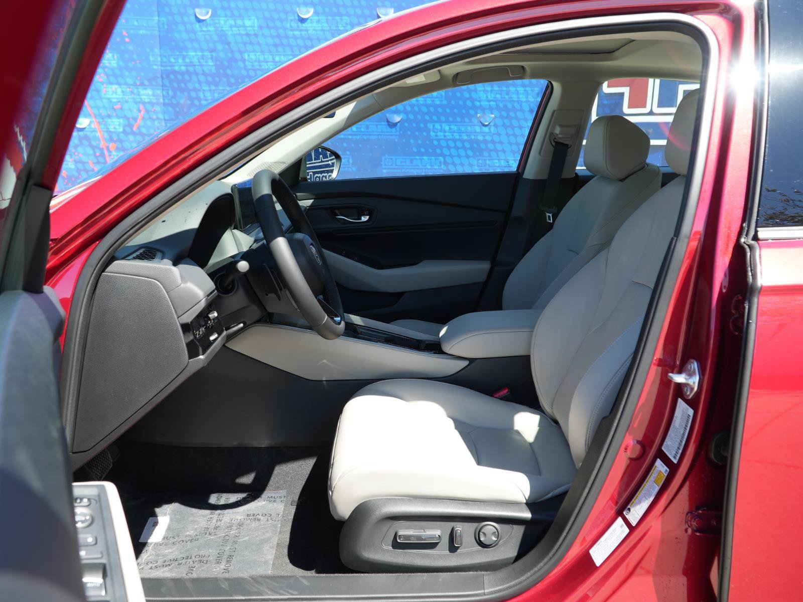 Used 2026 Honda Accord EX-L image 16