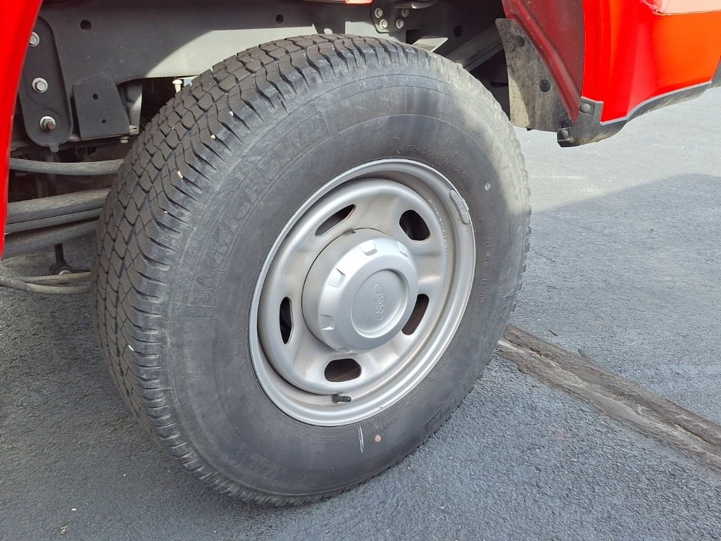 Used 2022 Ford F250 XL w/ Power Equipment Group image 27