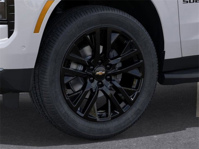 New 2025 Chevrolet Suburban Premier image 9