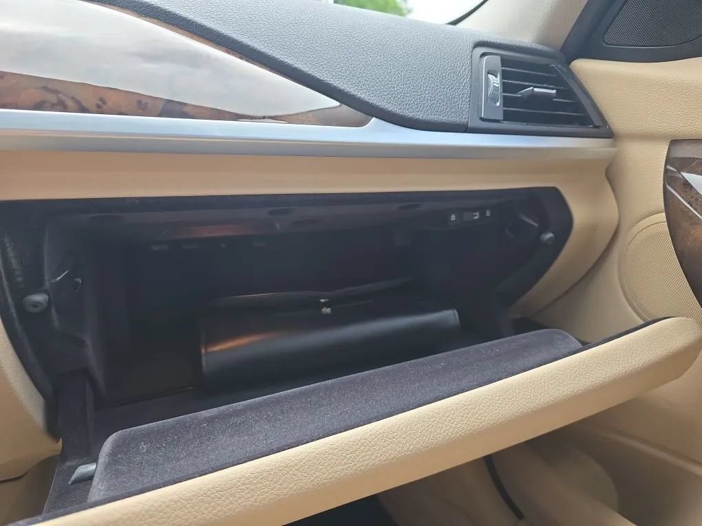 Used 2015 BMW 328i Sedan RWD image 35