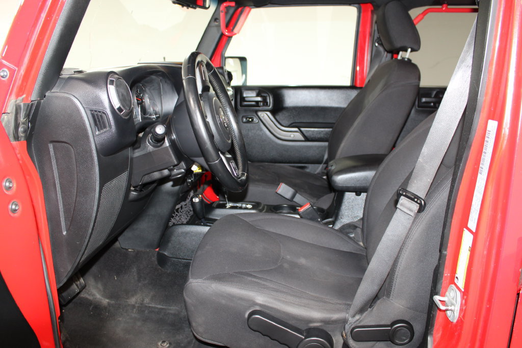 Used 2018 Jeep Wrangler Unlimited Sport S AWD/4WD image 22