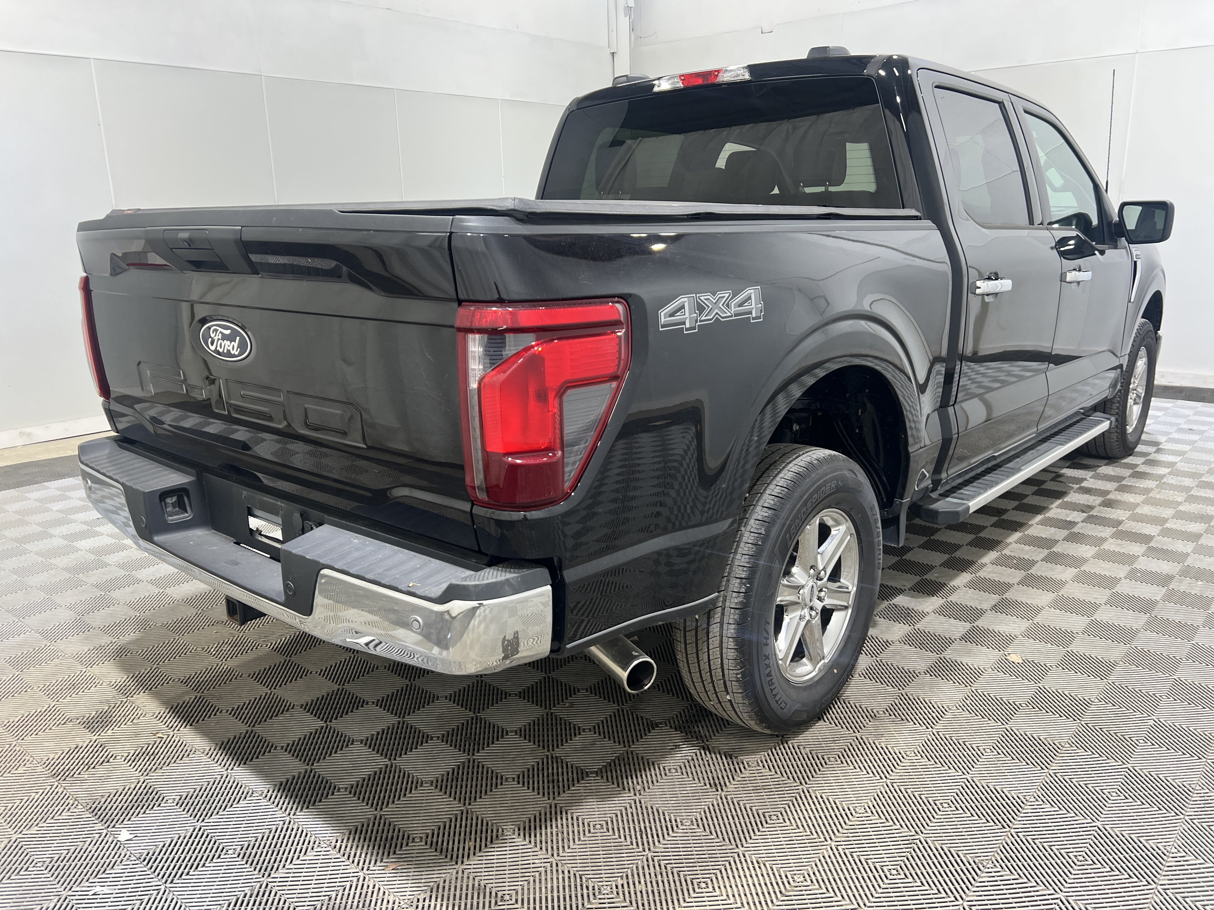 Used 2025 Ford F150 XLT w/ Equipment Group 301A Standard AWD/4WD image 3