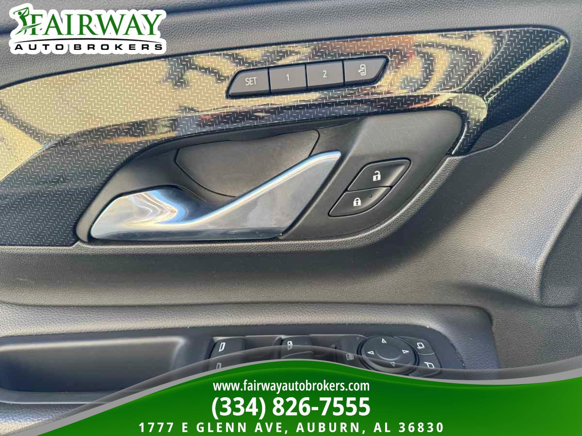 Used 2023 GMC Terrain AT4 AWD/4WD image 14