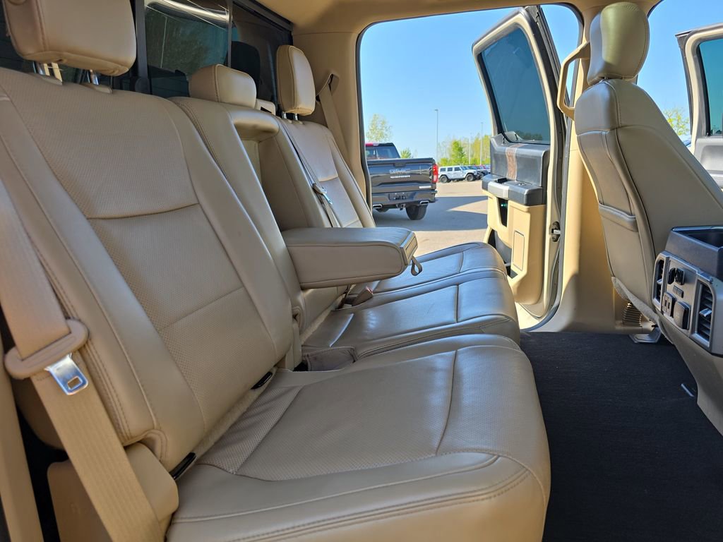 Used 2018 Ford F250 Lariat w/ Lariat Ultimate Package AWD/4WD image 11