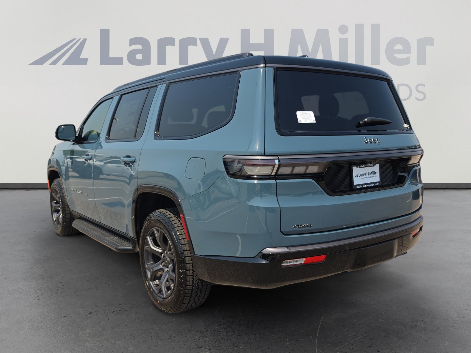 New 2026 Jeep Grand Wagoneer 4WD image 3