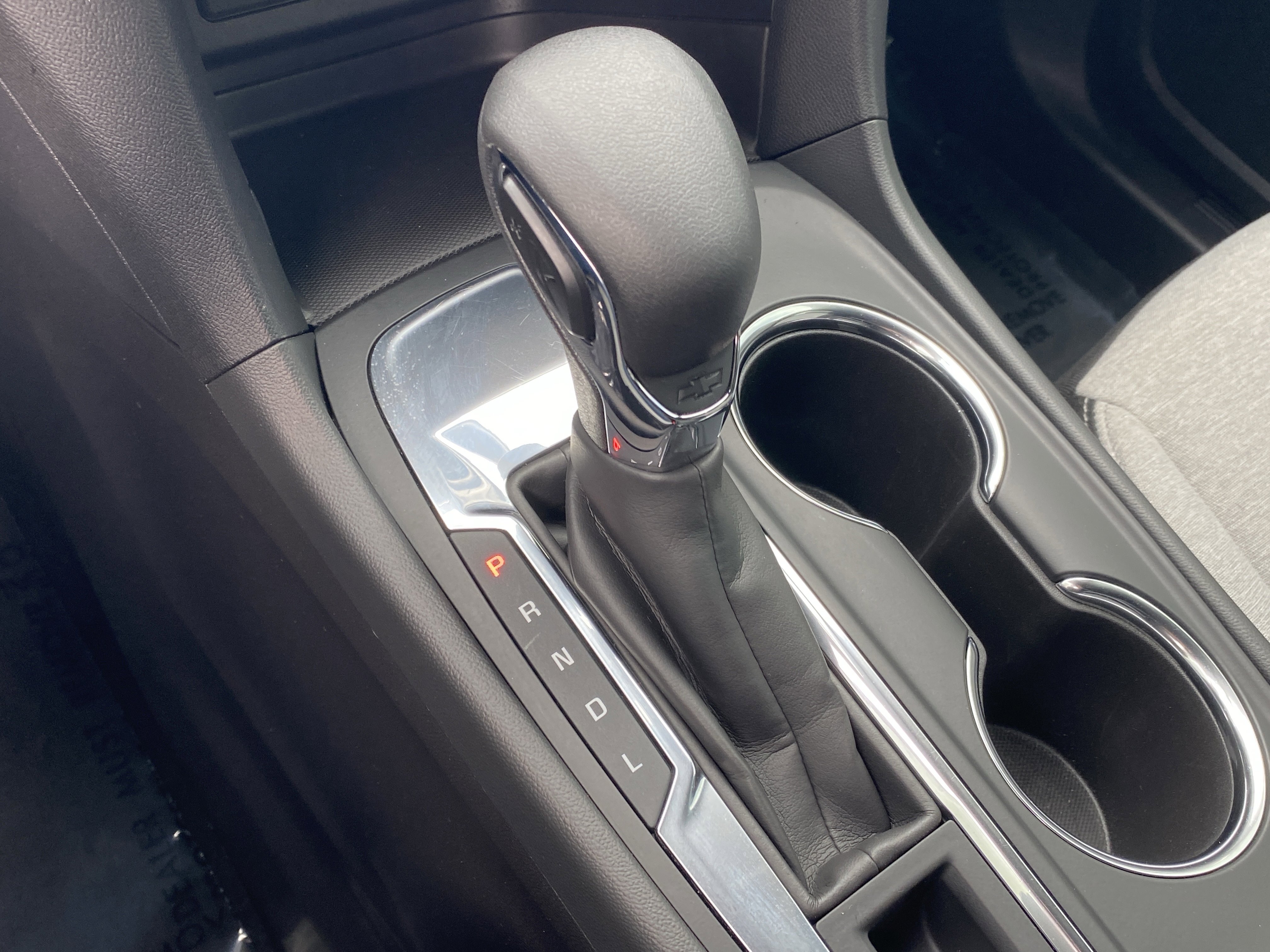 Used 2023 Chevrolet Equinox LS image 22