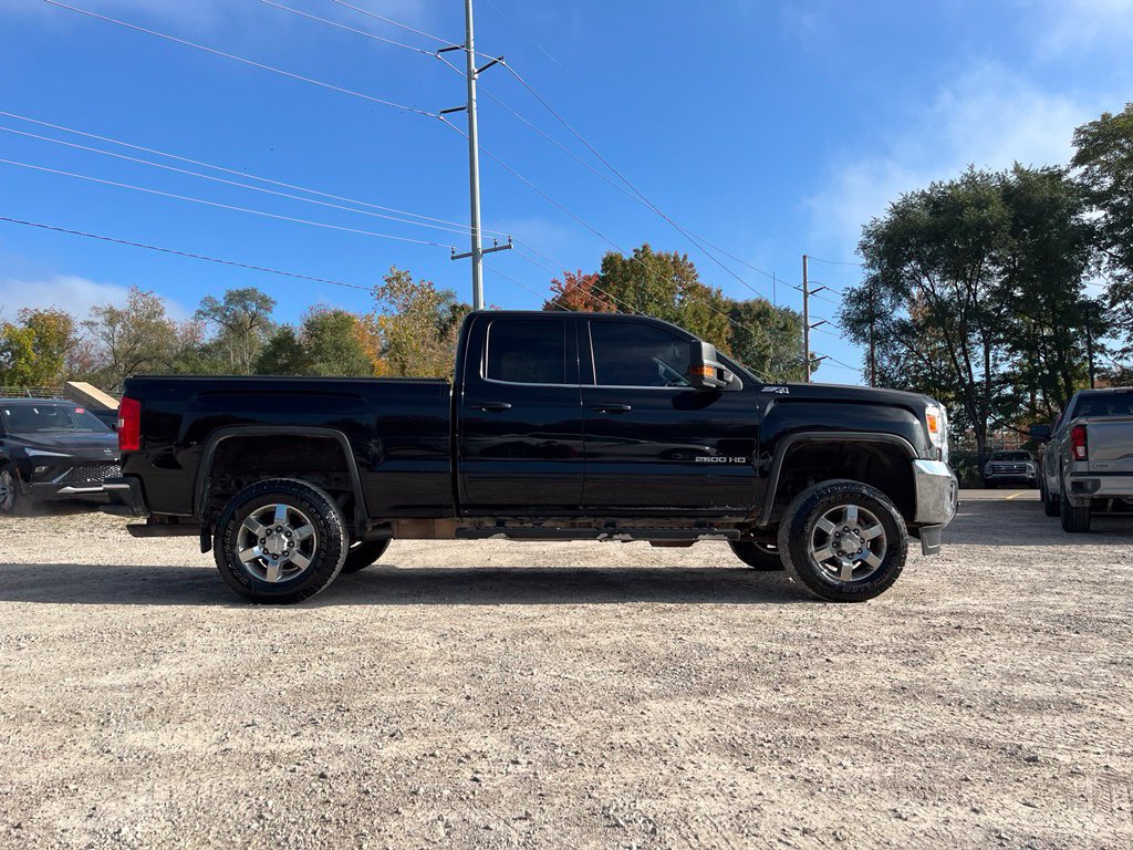 Used 2016 GMC Sierra 2500 SLE w/ SLE Preferred Package AWD/4WD image 5