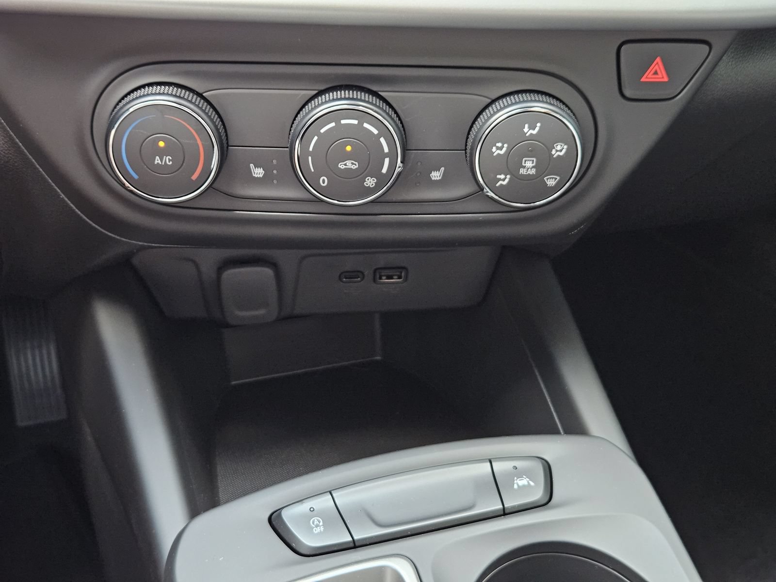 New 2026 Chevrolet Trax LS w/ LS Convenience Package FWD image 21