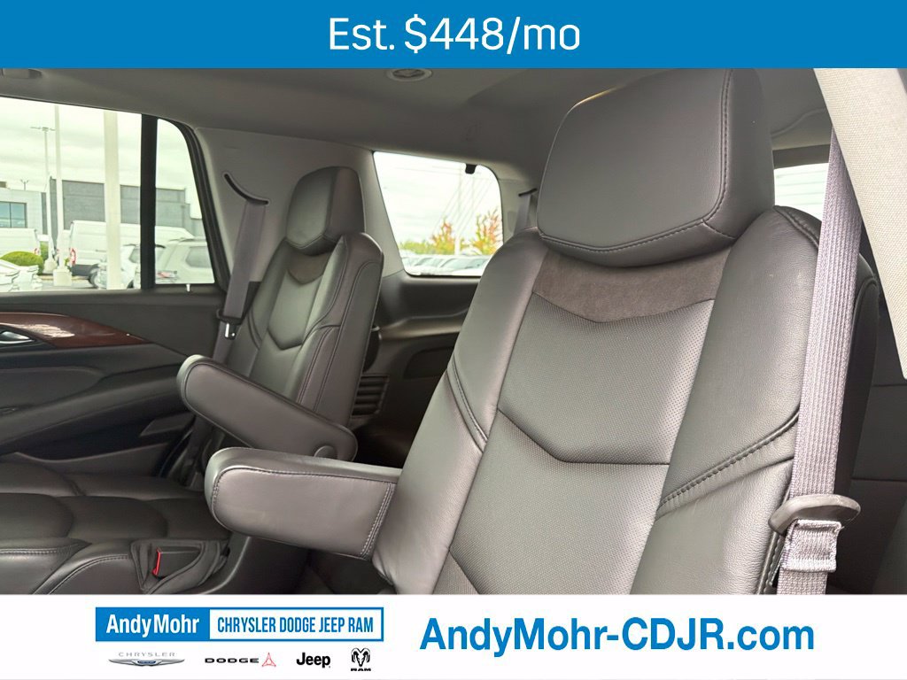 Used 2017 Cadillac Escalade Luxury AWD/4WD image 17