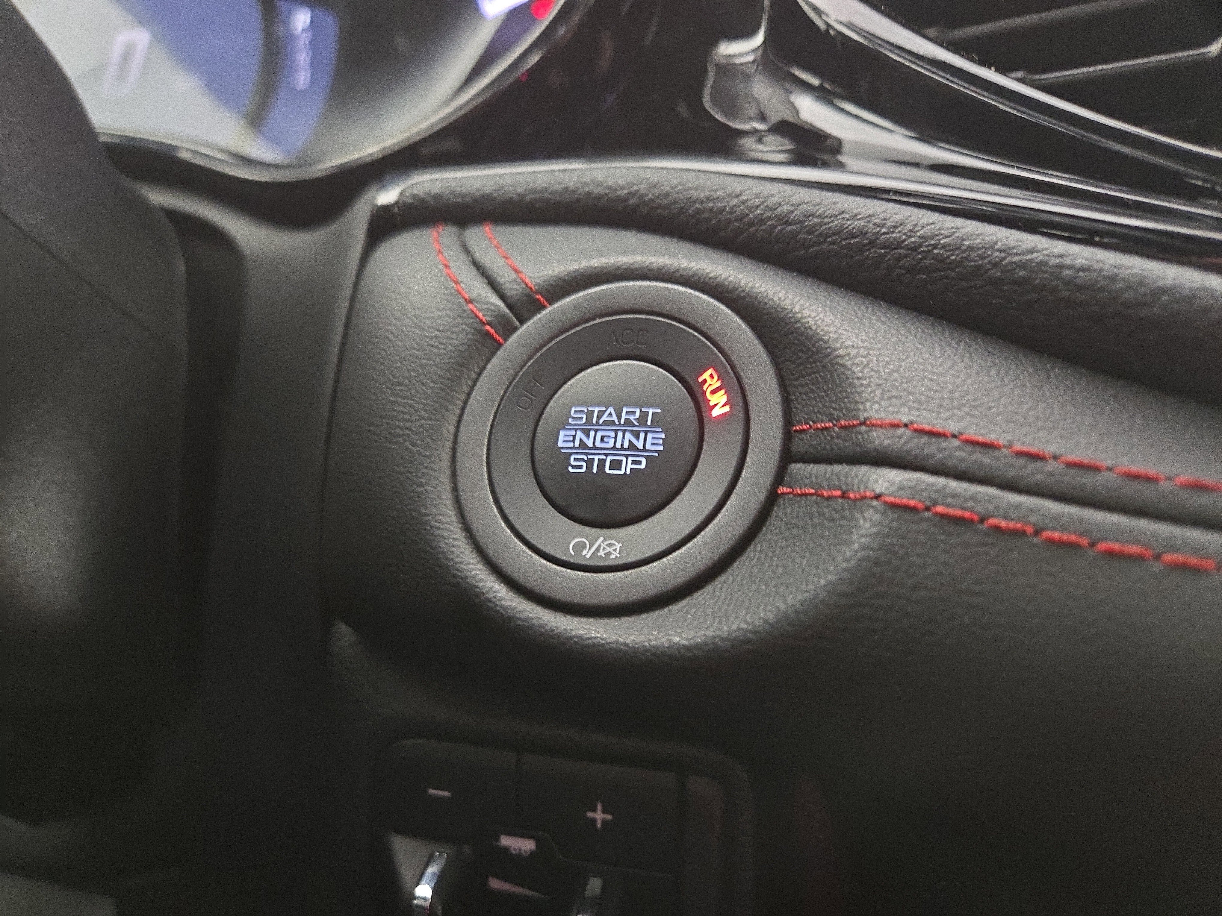 Certified 2025 Dodge Durango GT w/ Blacktop Package image 27