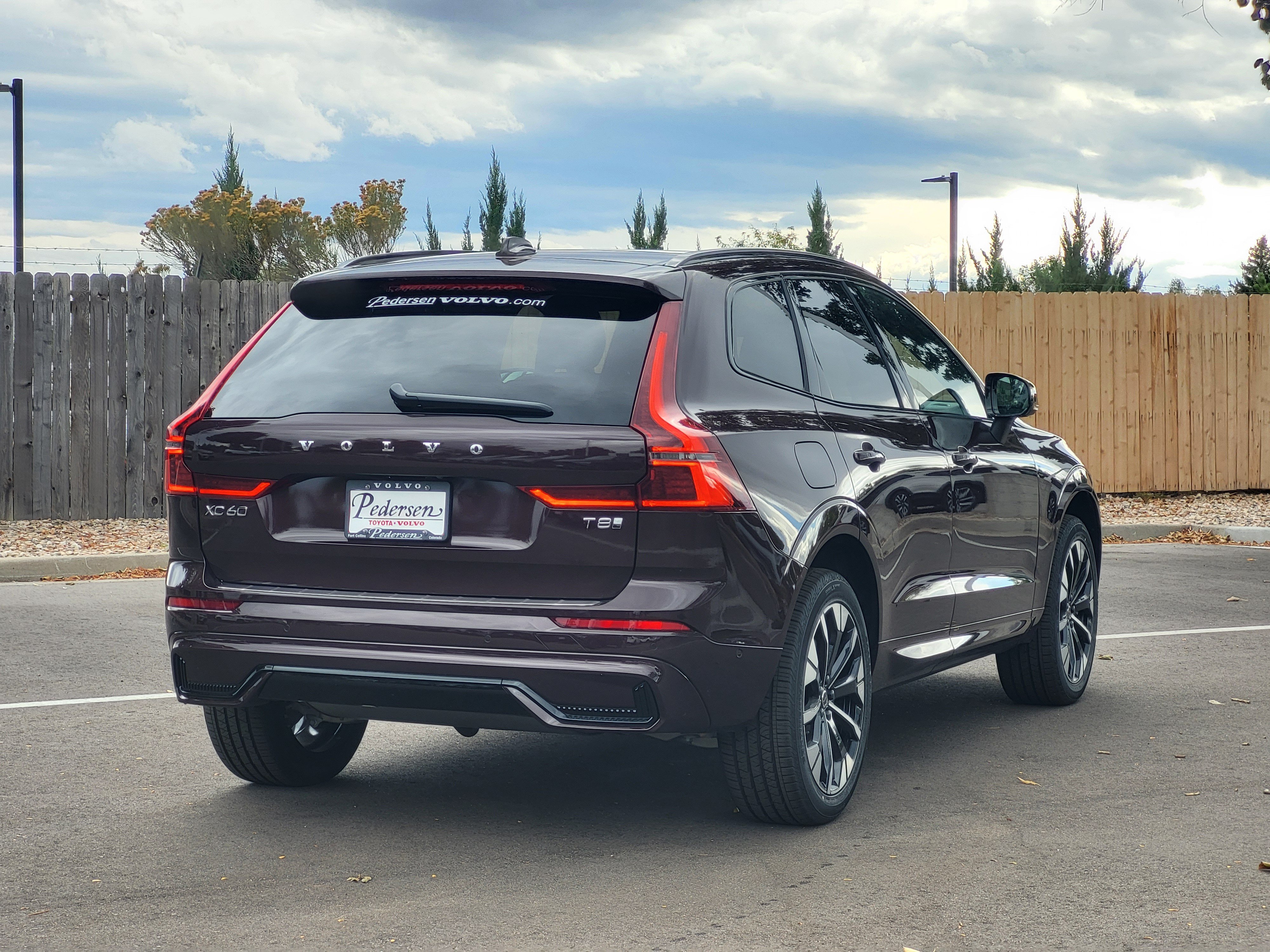 New 2026 Volvo XC60 T8 Plus w/ Protection Package Premier AWD/4WD image 2