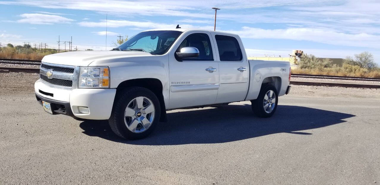 Used 2011 Chevrolet Silverado 1500 LTZ w/ LTZ White Diamond Edition image 1
