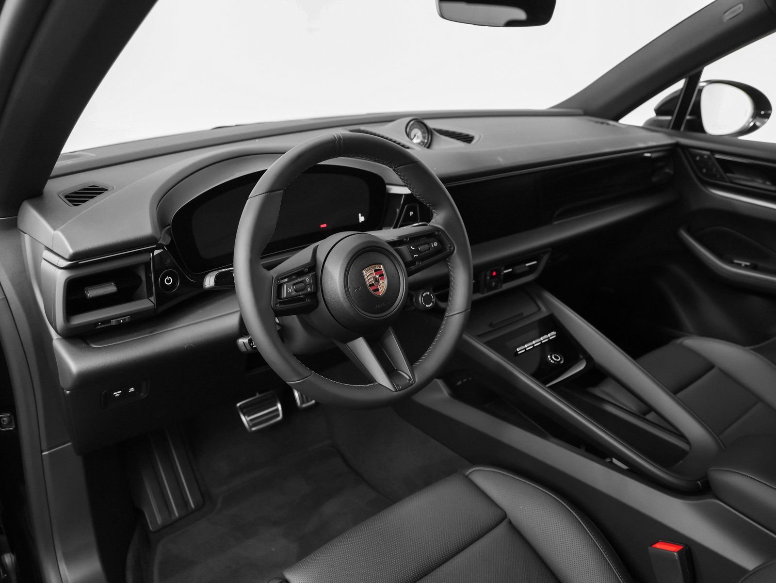 Certified 2025 Porsche Macan 4S Electric AWD/4WD image 40