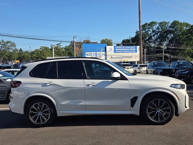 Certified 2024 BMW X5 xDrive50e w/ Executive Package AWD/4WD image 4