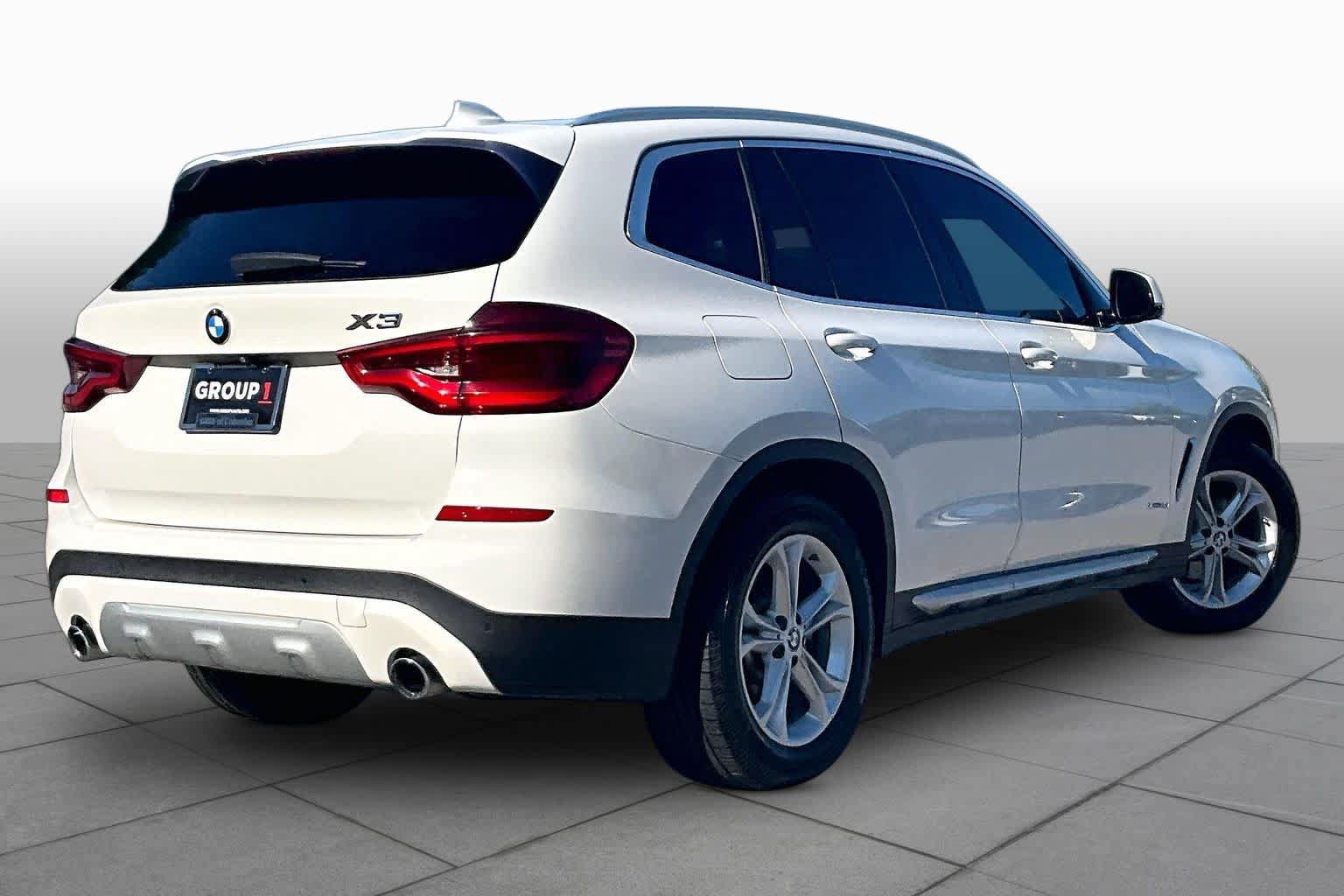 Used 2018 BMW X3 xDrive30i AWD/4WD image 12