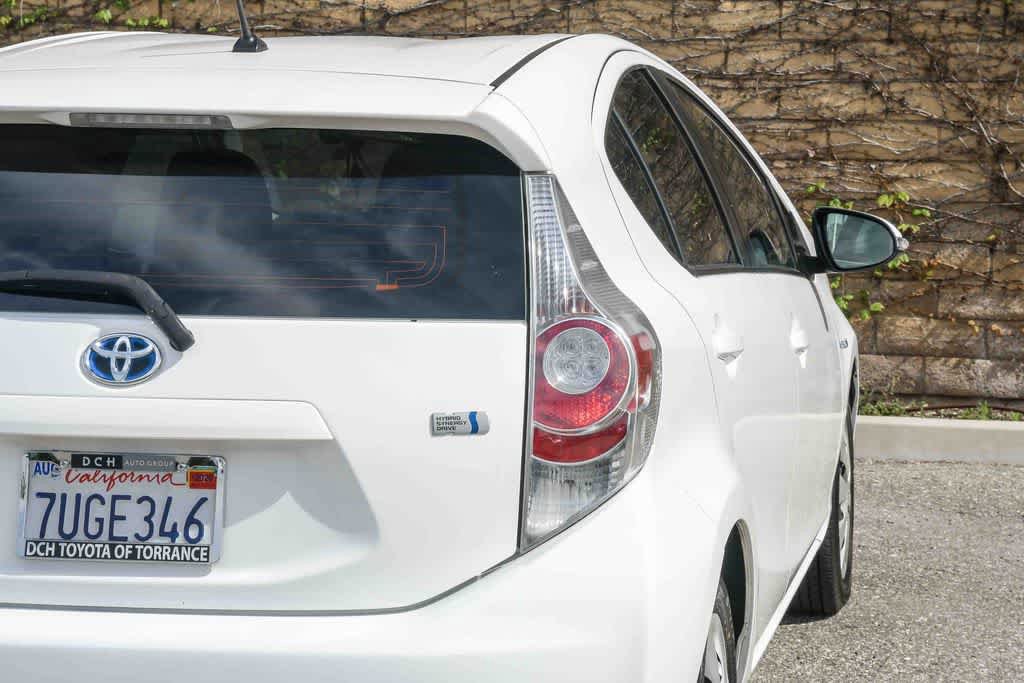 Used 2013 Toyota Prius C Two image 6
