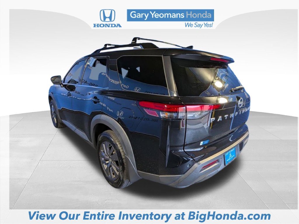 Used 2022 Nissan Pathfinder SV FWD image 8