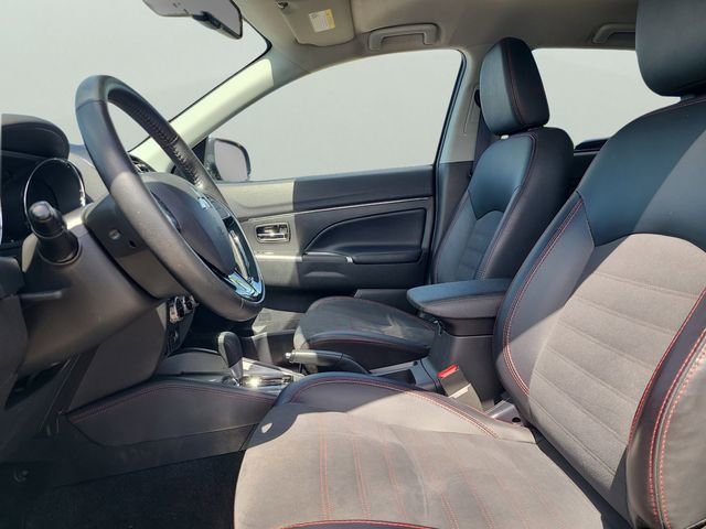 Used 2024 Mitsubishi Outlander Sport SE image 17