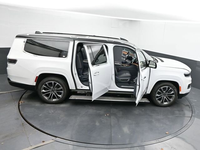 Used 2024 Jeep Grand Wagoneer L Series III image 72