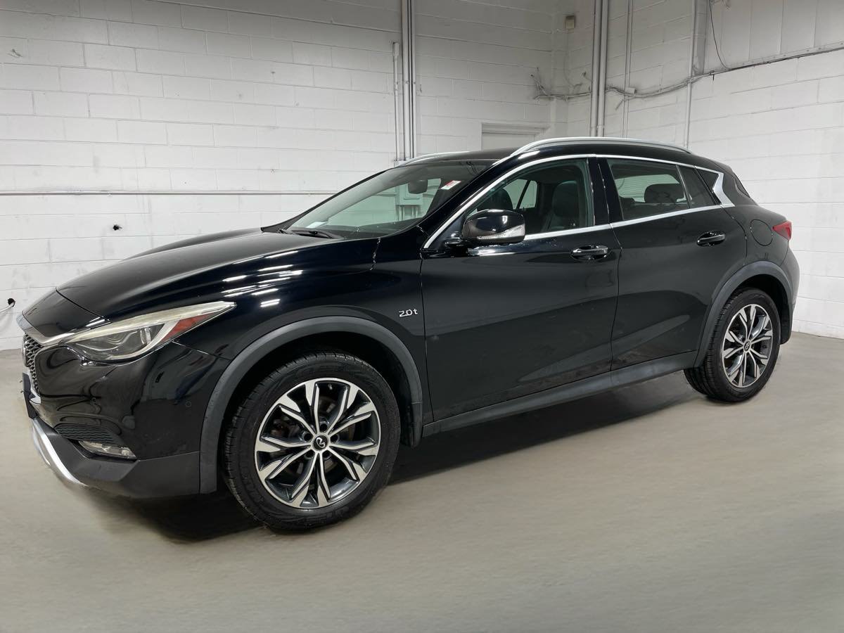 Used 2018 INFINITI QX30 AWD w/ Cargo Package image 1