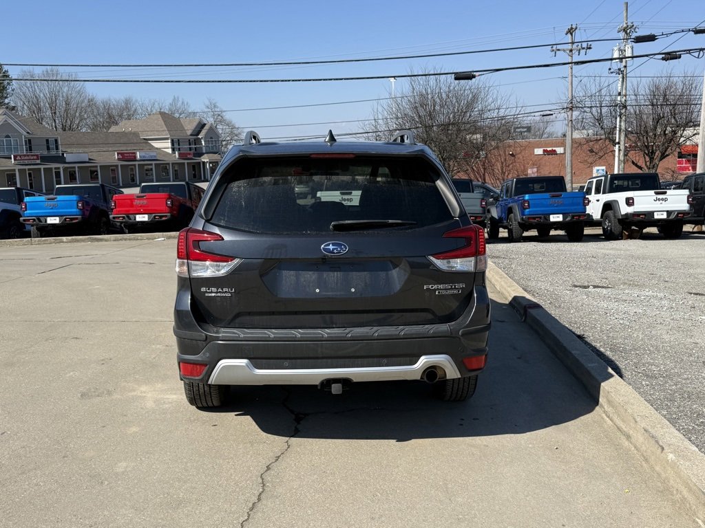 Used 2019 Subaru Forester Touring image 7