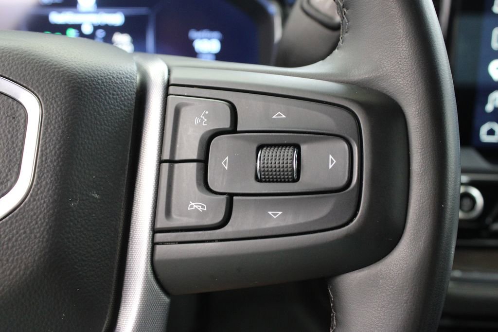 Used 2025 GMC Sierra 1500 SLT AWD/4WD image 28
