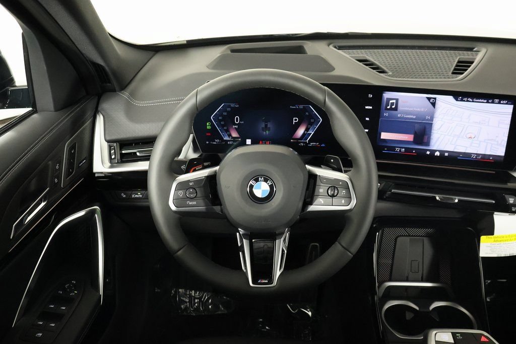 New 2026 BMW X2 xDrive28i w/ Technology Package AWD/4WD image 3