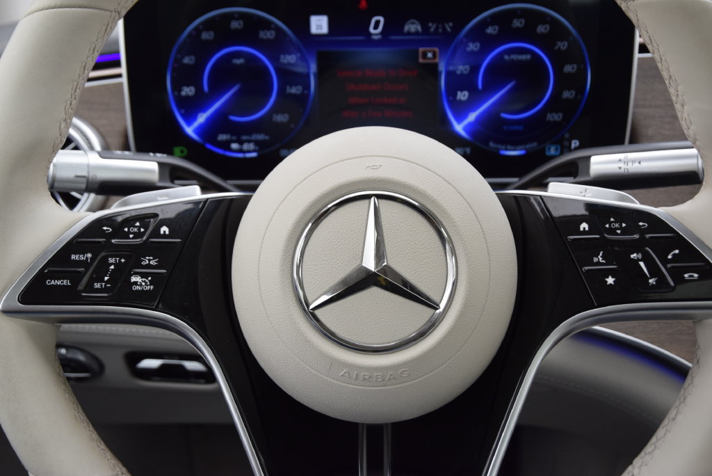Used 2023 Mercedes-Benz EQS 450+ Sedan image 23