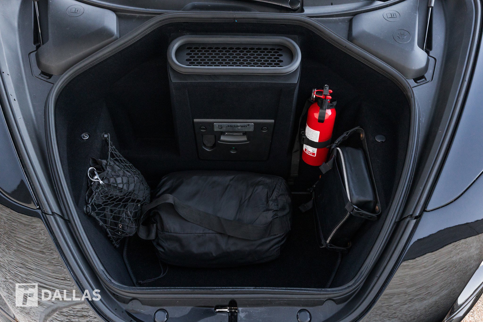 Used 2024 McLaren 750S Spider image 28