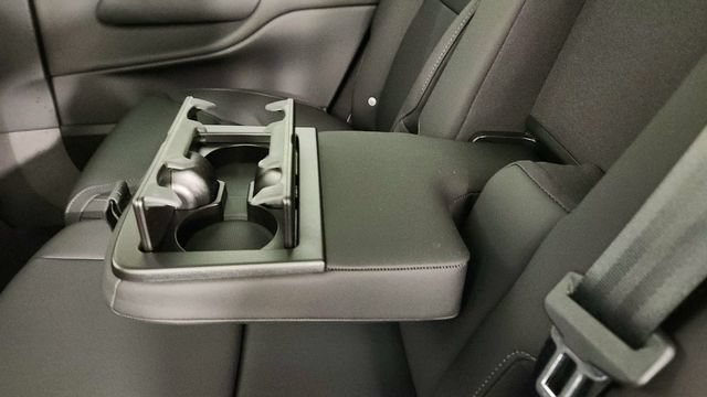 New 2026 Volvo EX90 Plus RWD image 29