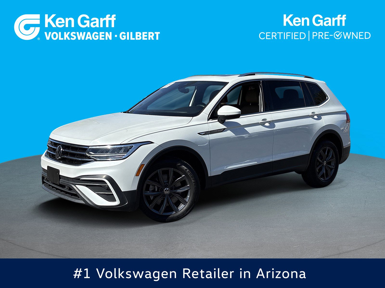 Used 2023 Volkswagen Tiguan SE w/ Panoramic Sunroof Package