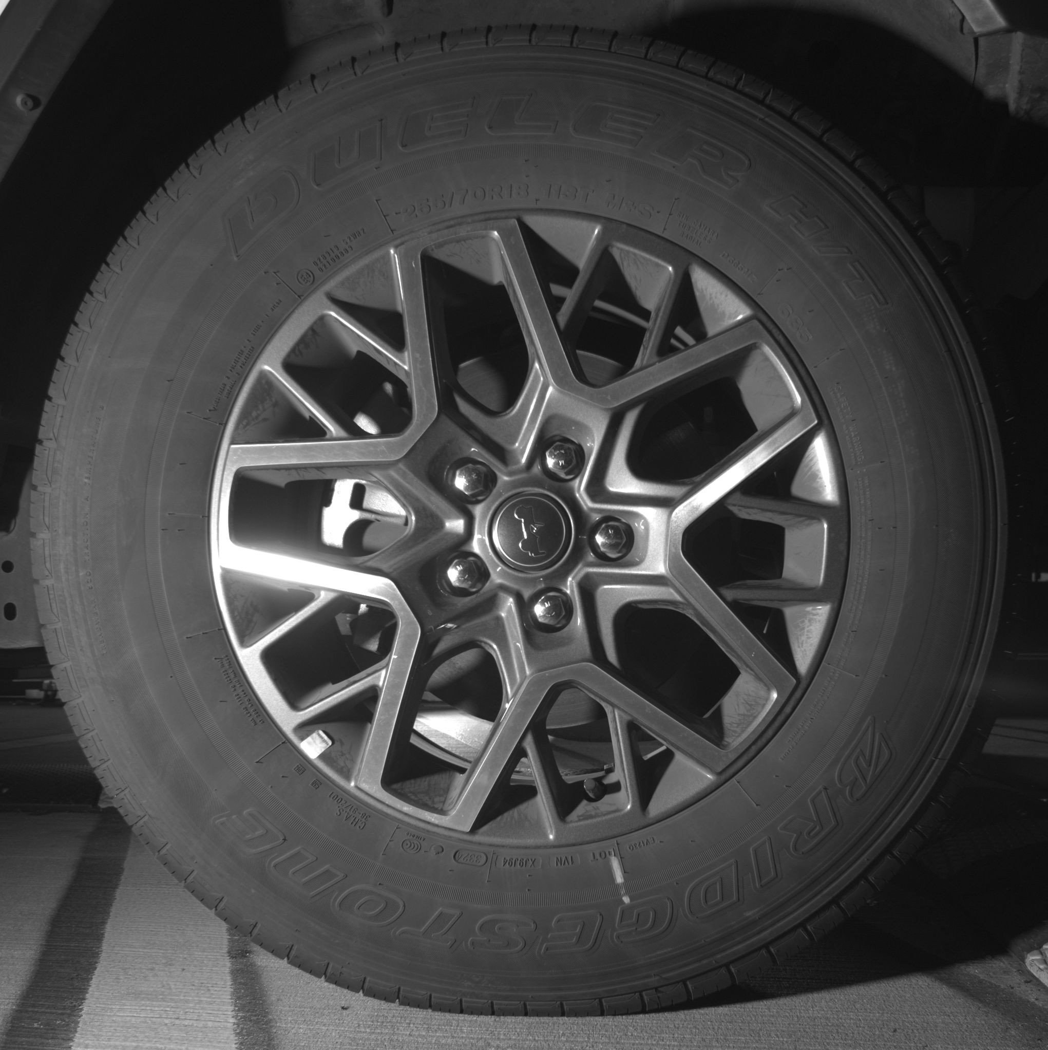 Used 2025 Jeep Wrangler Sahara image 13