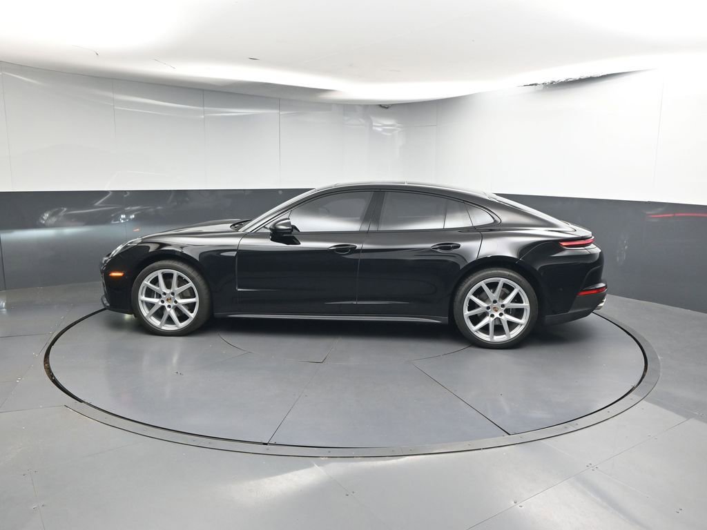 Certified 2024 Porsche Panamera RWD image 2
